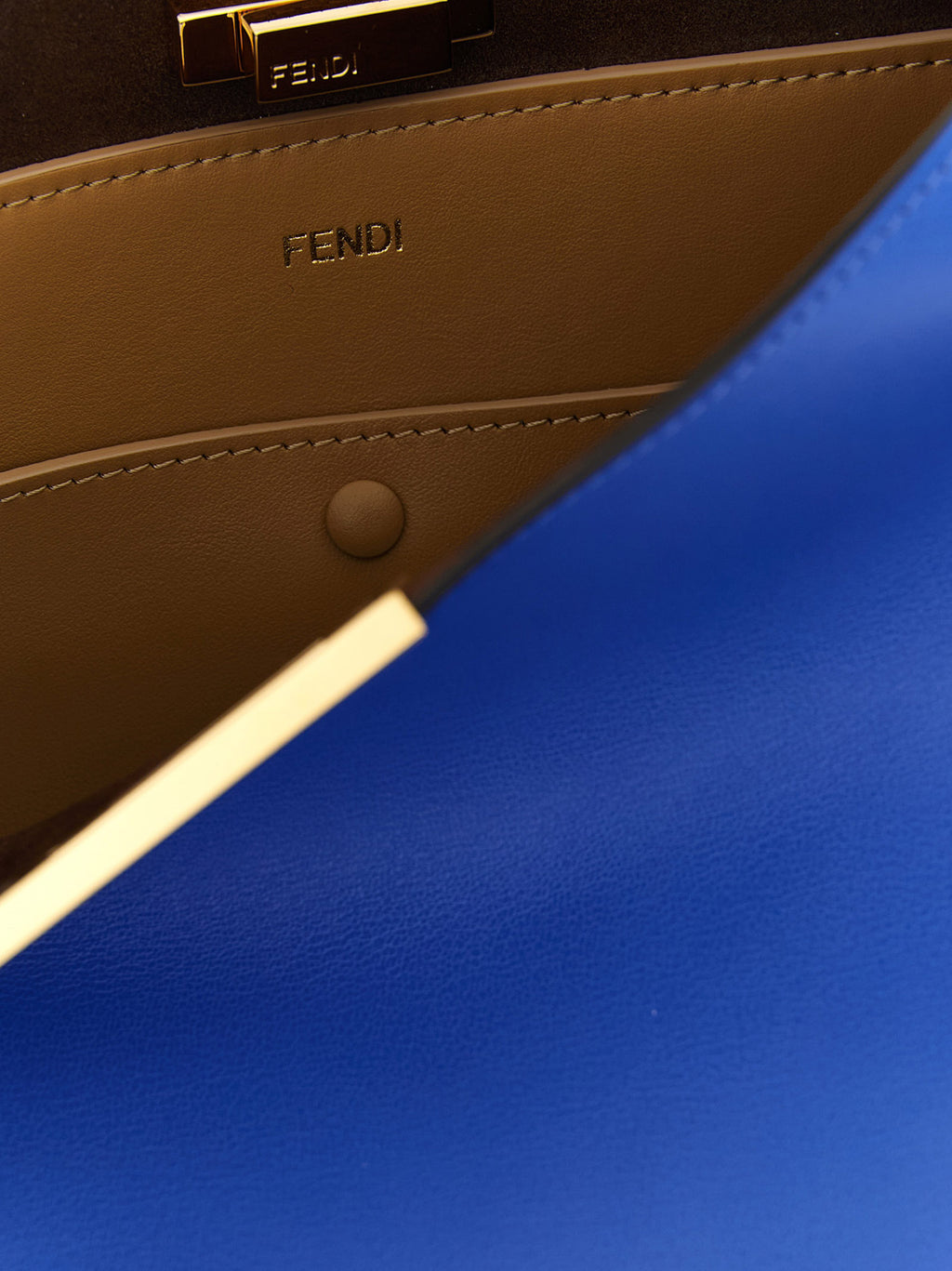 Bolsa Fendi em Couro de Bezerro Azul